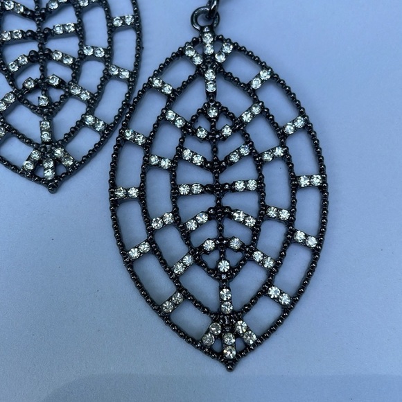 Leaf Rhinestone Drop Earrings - Picture 6 of 11